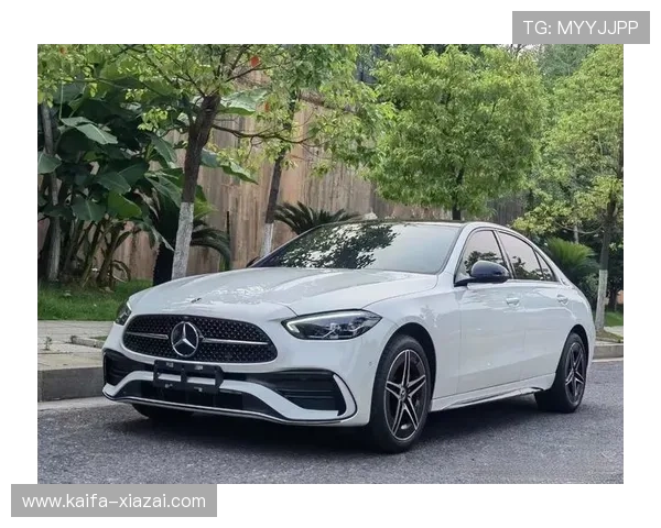 奔驰：引领汽车工业发展，打造安全、舒适的出行体验